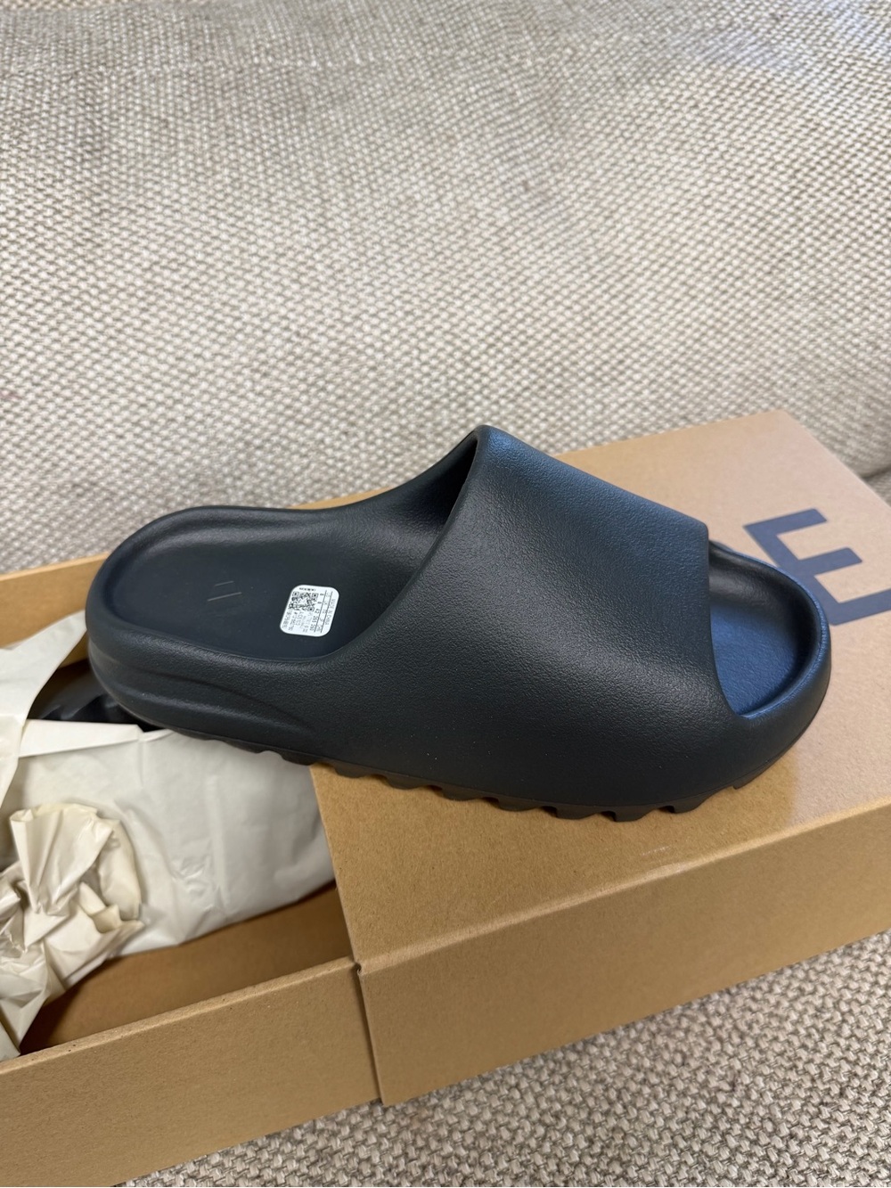 adidas YZY Slide Size 8